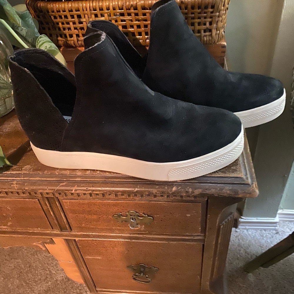 Black slip on …easy off/easy on
